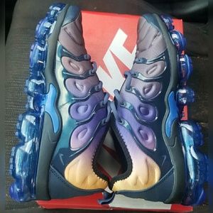 8 mens Gradient stormy airmax plus